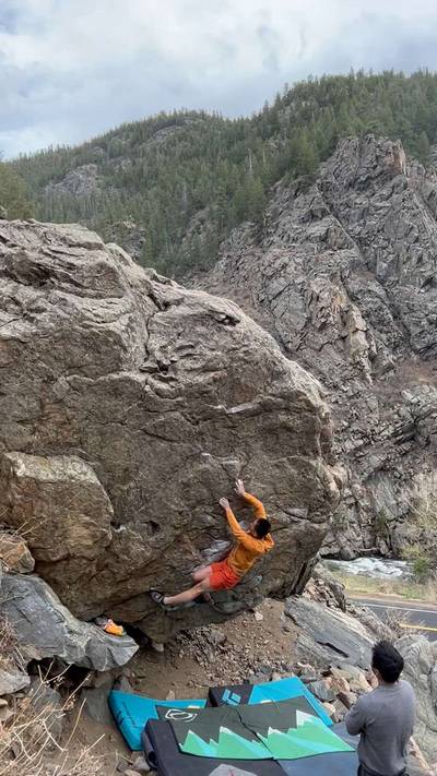 The Lurker v6, Clear Creek Canyon - Beta Video from dz51