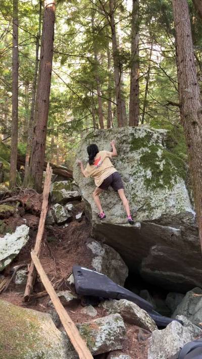 Elegant Groveling on Gravel v10, Squamish - Beta Video from rockk_head