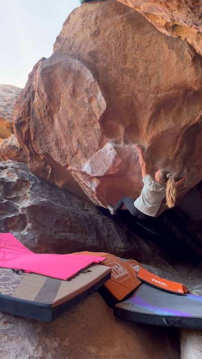 The Egg v8, Hueco Tanks - Beta Video from natontheblocs