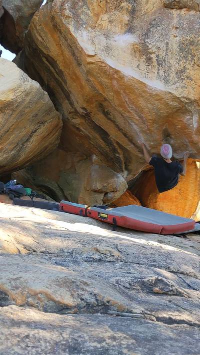 Black Shadow v12, Rocklands - Beta Video from thegnarwall