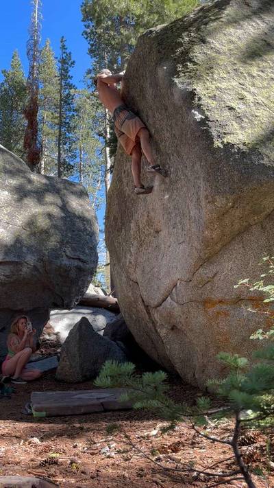 Slam Dunk (Castle Peak) v7, Lake Tahoe - Beta Video from Dyno_Guru