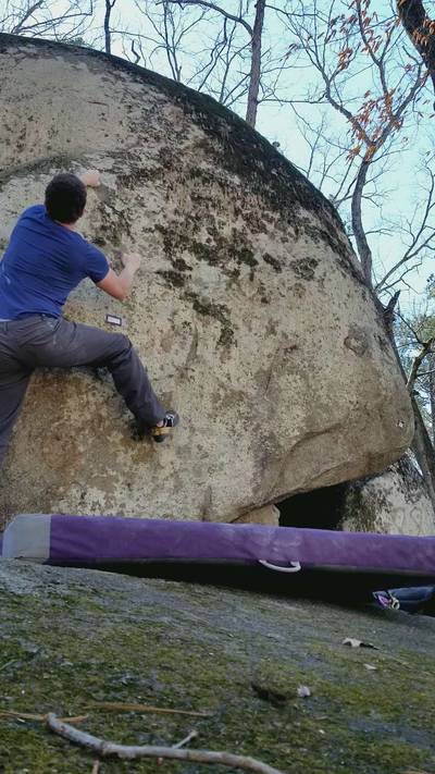 Gorilla Assault v6, Boat Rock - Beta Video from seclimber