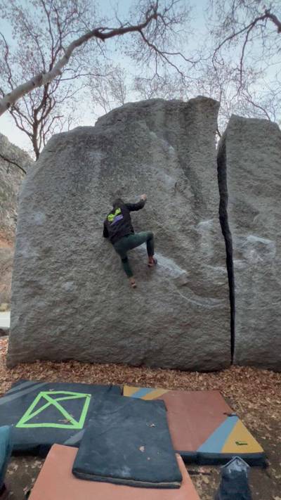Mr. Smiley v6, Little Cottonwood Canyon - Beta Video from routesetter