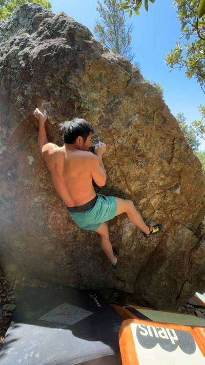 Trailside Face v4, Mt. Tamalpais - Beta Video from austinclimbsweird