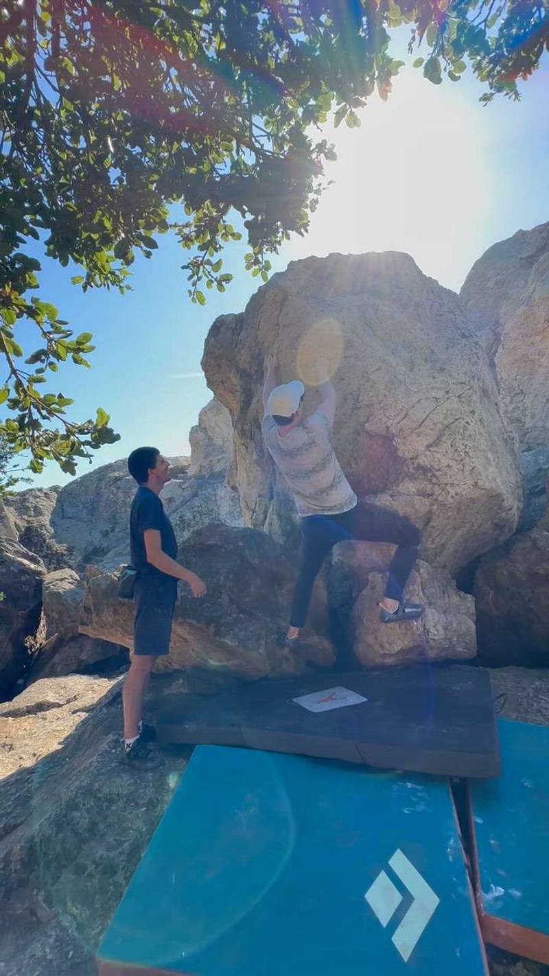 Unnamed Overhang v0, Berkeley - Beta Video from joeytman