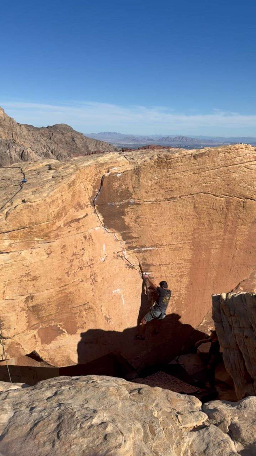 Eternal Optimist v5, Red Rock - Beta Video from boulderinghawaii