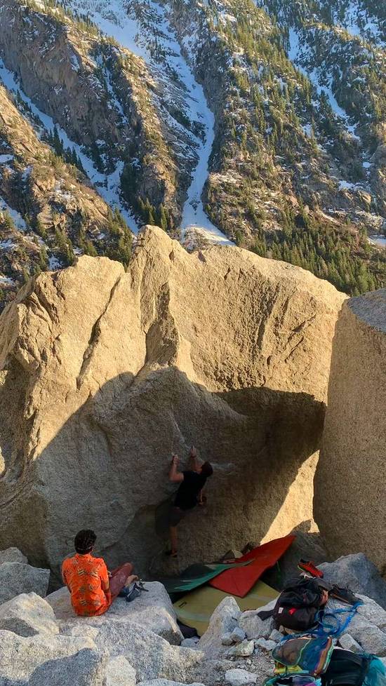 Shield Low v6, Little Cottonwood Canyon - Beta Video from FinnSends