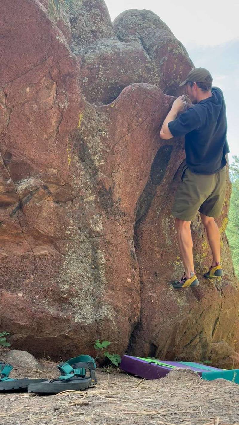 Broken Heart Right vB, Flagstaff Mountain, CO - Beta Video from Doubot