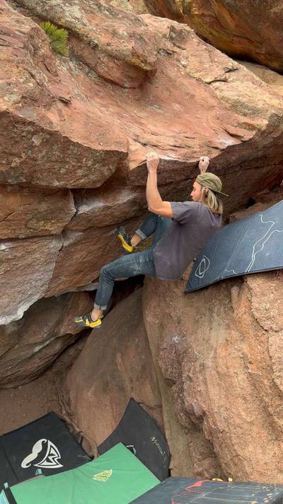 Curmudgeon v7, Flagstaff Mountain, CO - Beta Video from brando