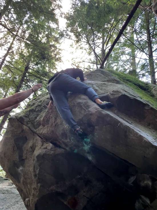 Tim's Sloper Problem Low v7, Squamish - Beta Video from CarsonClimbs