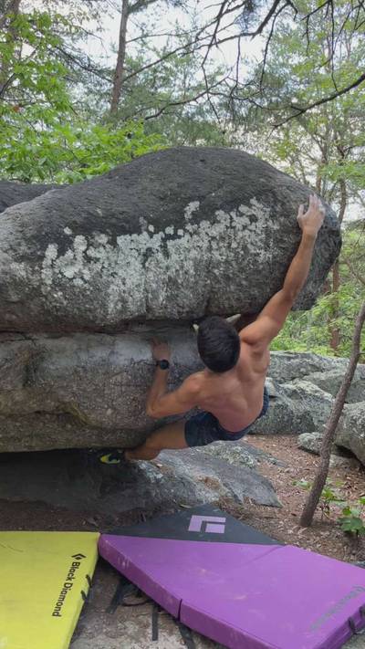 Krill v4, Dixon School Road - Beta Video from ian.climbs