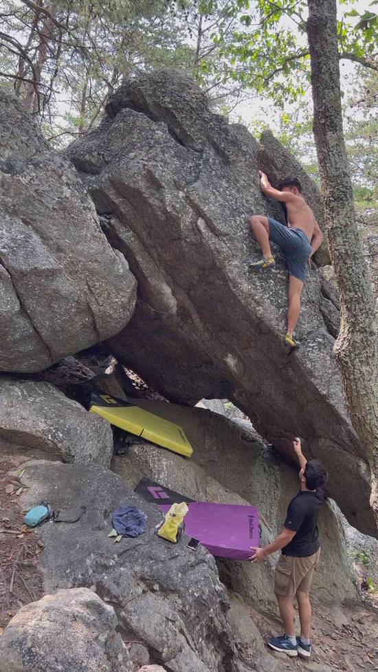 Lucifer v4, Dixon School Road - Beta Video from ian.climbs