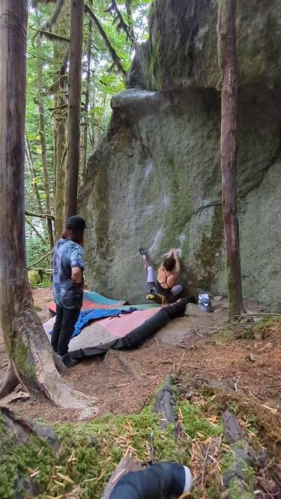 Tyler's Dihedral v3, Squamish - Beta Video from Cheycheystirfry
