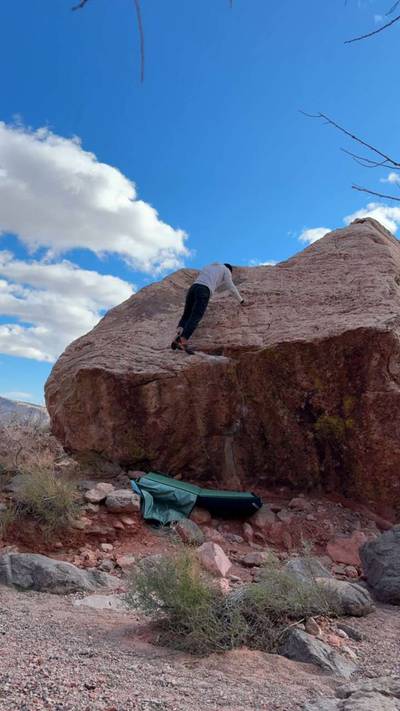Cocaine Triceps v4, Red Rock - Beta Video from cc.climbs.rocks