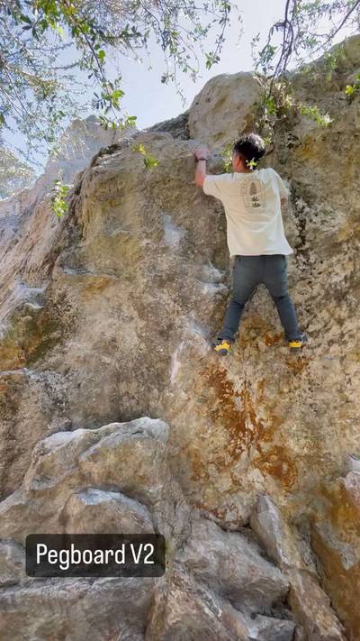 The Pegboard v1, Berkeley - Beta Video from jlclimbing