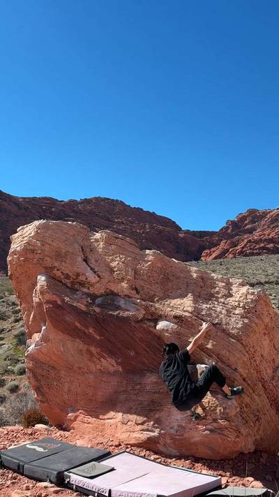 Pyramid Traverse v1, Red Rock - Beta Video from sunriselala
