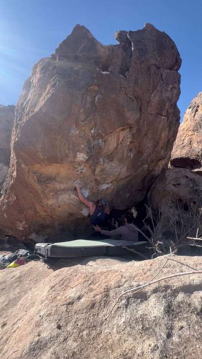 Crash Dummy v7, Hueco Tanks - Beta Video from craig.heitzler