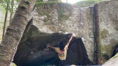 Hunkster's Roof v14, Squamish - Beta Video from rockk_head