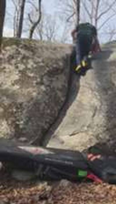 Tennis Shoe Crack vB, Boat Rock - Beta Video from Pillowman