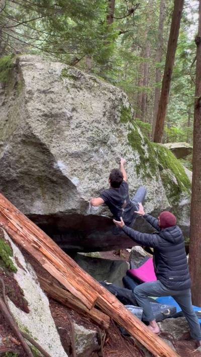 Elegant Groveling on Gravel v10, Squamish - Beta Video from DannyClimbs7