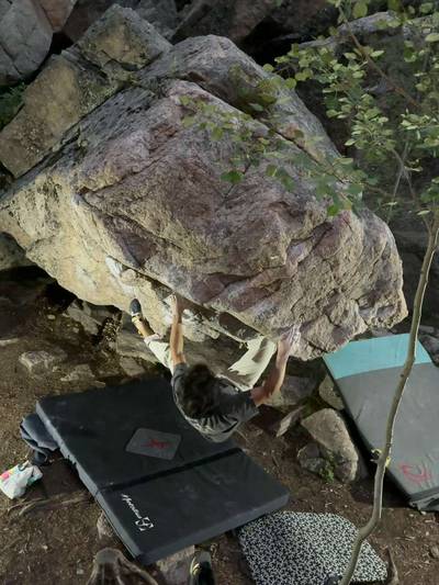 Mini Dagger v7, Rocky Mountain National Park - Beta Video from ian.climbs