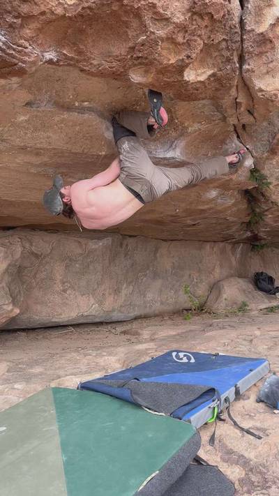 Fern Roof v8, Hueco Tanks - Beta Video from Browning