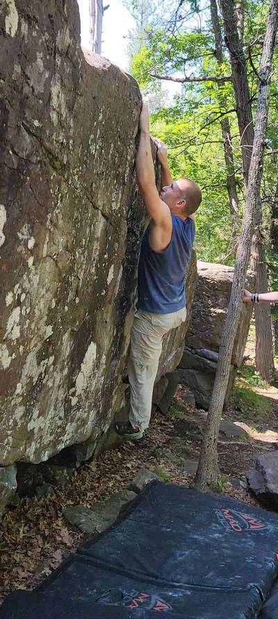 Sardonic Center Left v4, Taylors Falls - Beta Video from ClimbCrewDad