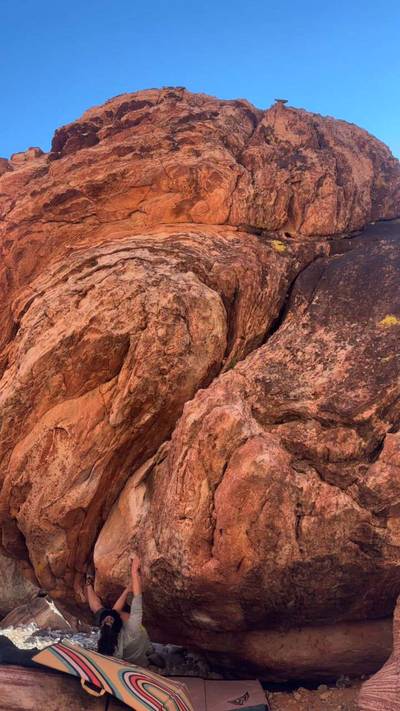 Buried Alive v6, Red Rock - Beta Video from kimikoclimbs