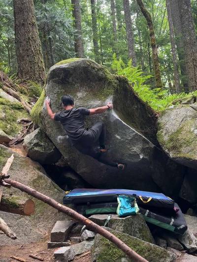 The Undergrad v6, Index - Beta Video from cc.climbs.rocks