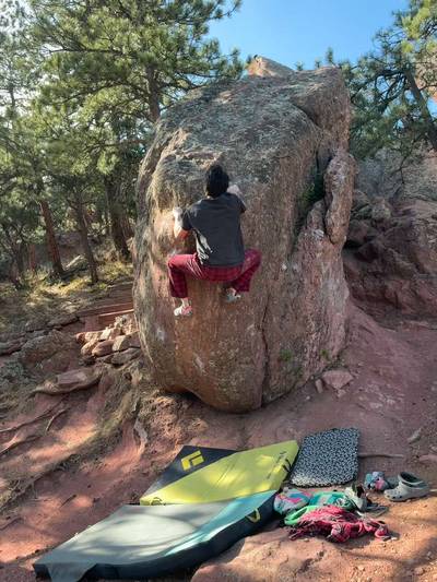 Southern Sun v8, Flagstaff Mountain, CO - Beta Video from ian.climbs