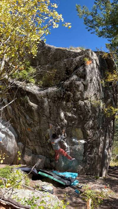 Blocks Sit v5, Rocky Mountain National Park - Beta Video from dz51