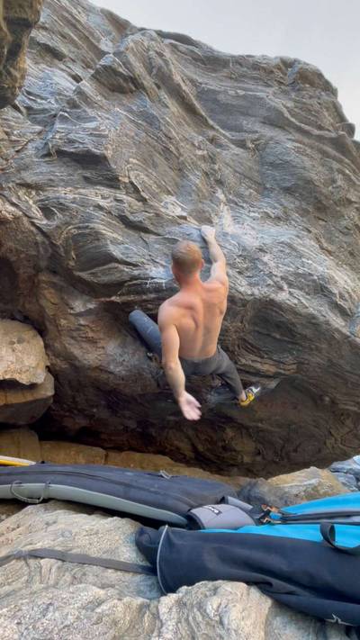 Animal v9, Clear Creek Canyon - Beta Video from awclimbe86