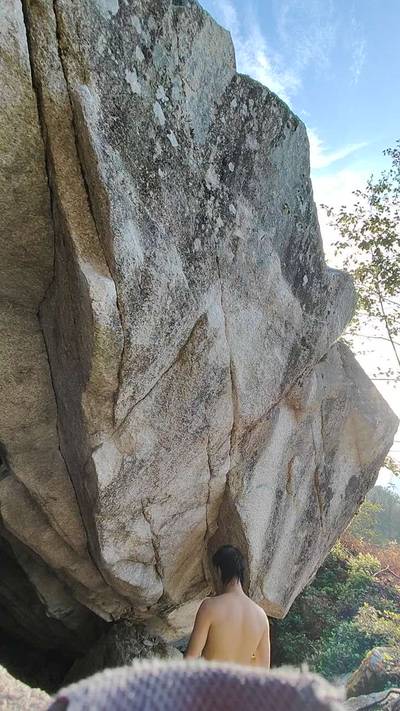 North Ridge Mini v10, Squamish - Beta Video from MooncakeGoGoGo