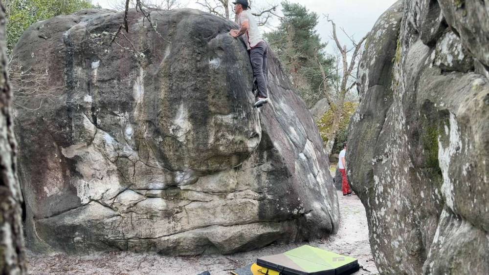 La Nez v3, Fontainebleau - Beta Video from breakingbeta