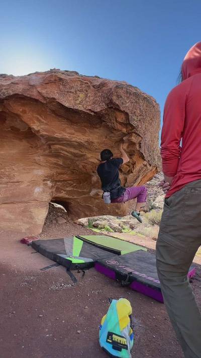 Backhoe Right v5, Moe's Valley - Beta Video from JohnNguyen
