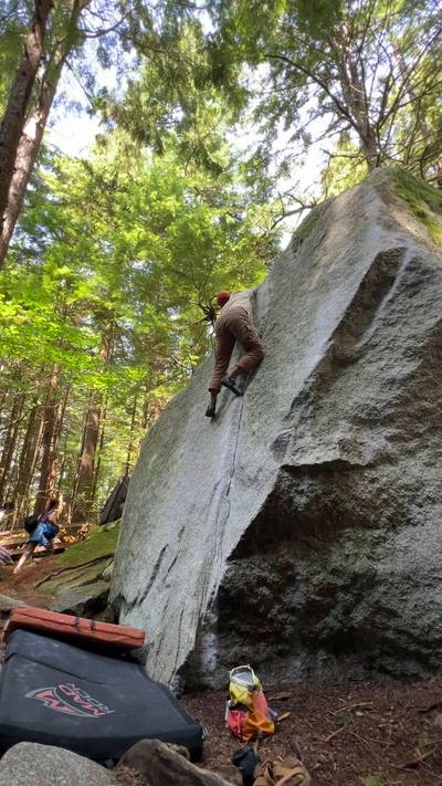 Cheese Grater v1, Squamish - Beta Video from onassisclimbs