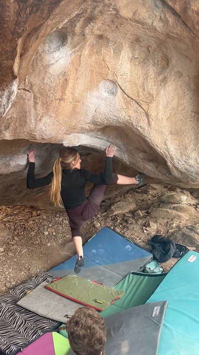 Full Service v10, Hueco Tanks - Beta Video from kellyabirch