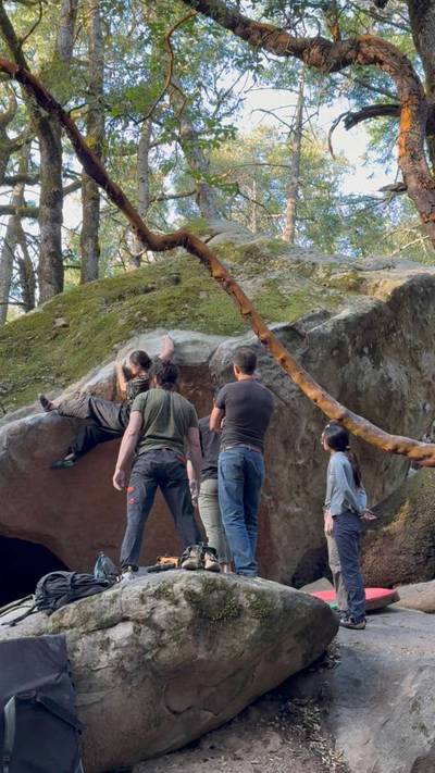 Nature Nazi Traverse v4, Indian Rock - Beta Video from jessdontfall