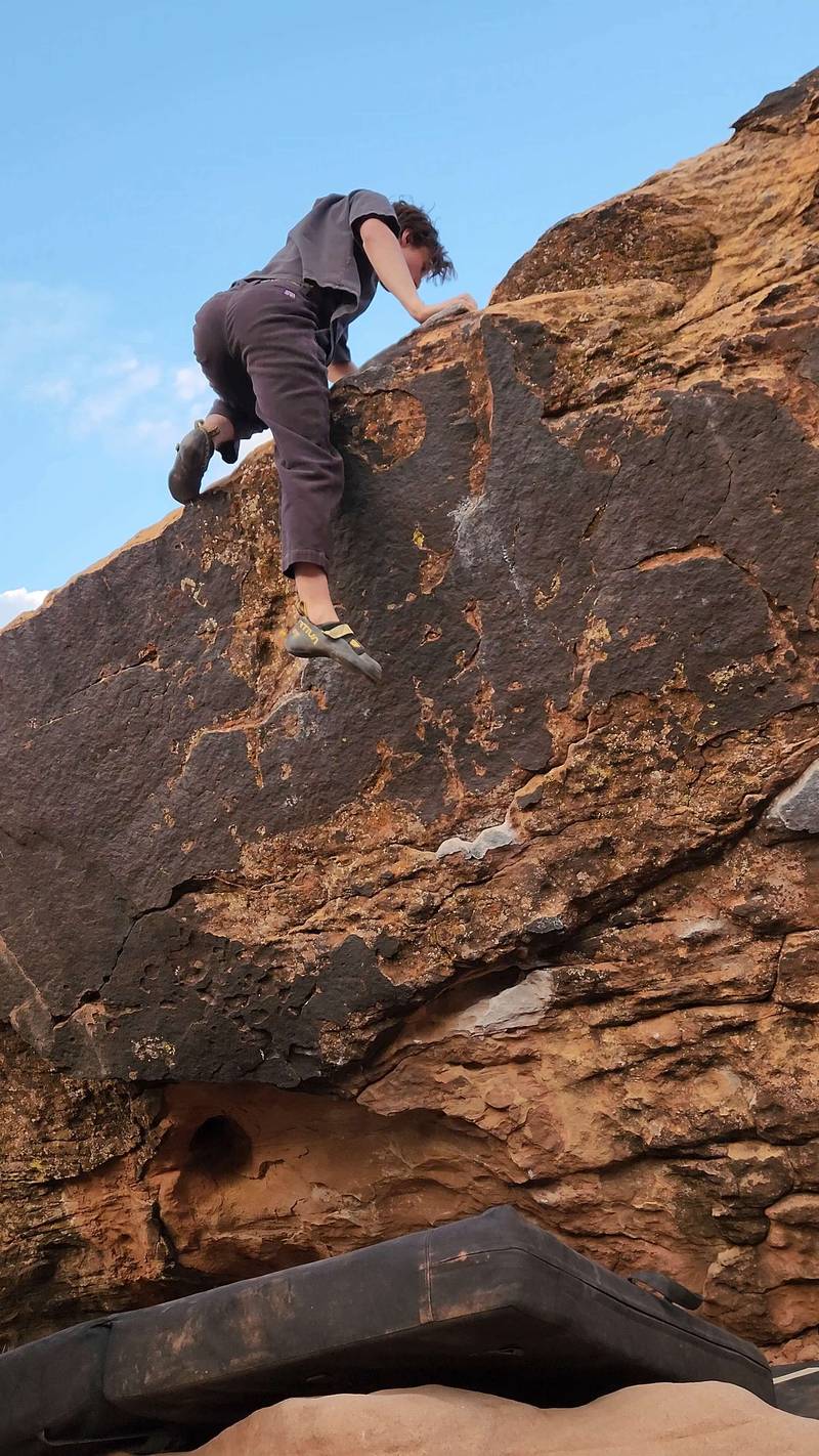Inertia v4, Moe's Valley - Beta Video from steven.sends