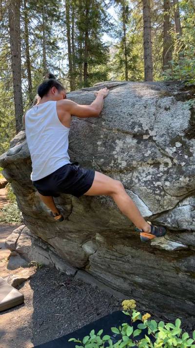 Heel Hook Right v3, Leavenworth - Beta Video from cc.climbs.rocks