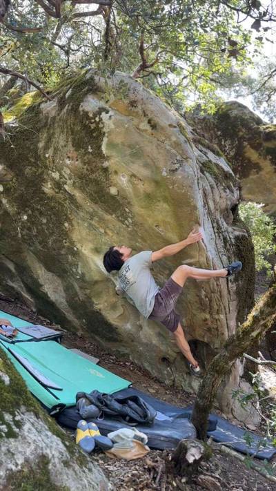 Small Pockets Low v8, Castle Rock State Park - Beta Video from campuscutie