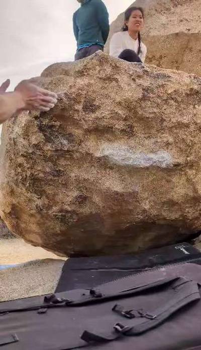 Sit Down Flake v2, Joshua Tree - Beta Video from lolonaka