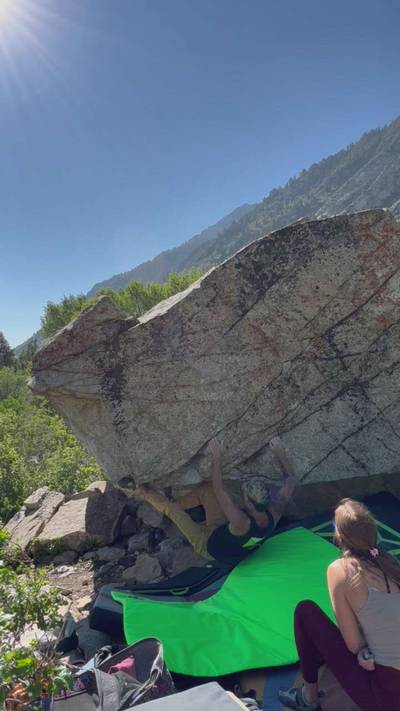 Karate v5, Little Cottonwood Canyon - Beta Video from routesetter