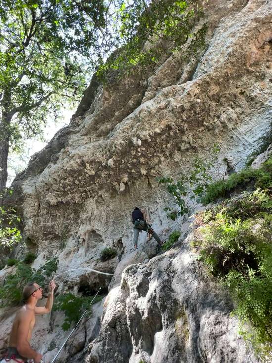 Learning to Crawl 5.12c, Reimer's Ranch - Beta Video from bingbongclimbing