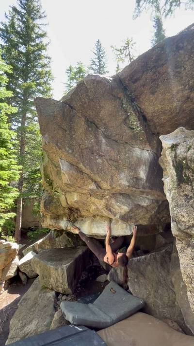 Bankhead v8, Rocky Mountain National Park - Beta Video from Skracer3