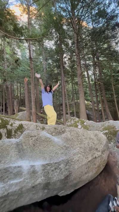 The Alligator v0, Squamish - Beta Video from littlebox.climbs