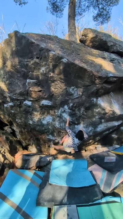 Cave Traverse v8, Taylors Falls - Beta Video from ANTHEA