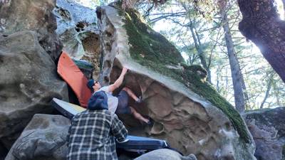 Bates Arete v4, Castle Rock State Park - Beta Video from edasaur