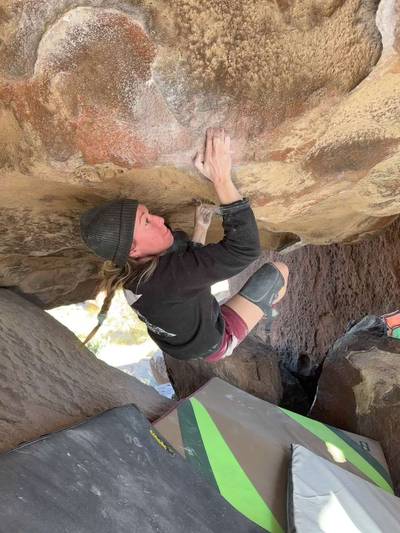 Flower Power v10, Hueco Tanks - Beta Video from ashley