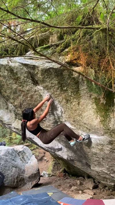Space Robber v6, Squamish - Beta Video from dash.climbs